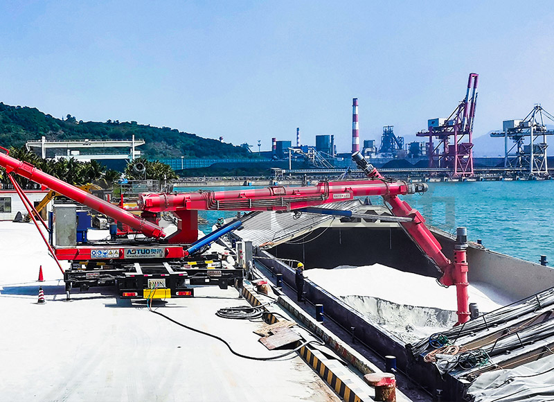 800-5000 DWT 150-500t/h Fahrzeugmontierter Schrauben-Schiffsentlader